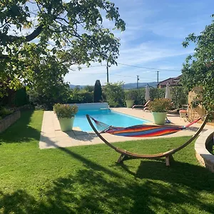 https://gite-la-cabiotte-nature-et-spa.hotels-rhonealpes.com