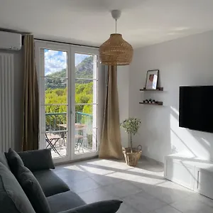 https://appartement-centre-digne-les-bains.fr-provencehotel.com